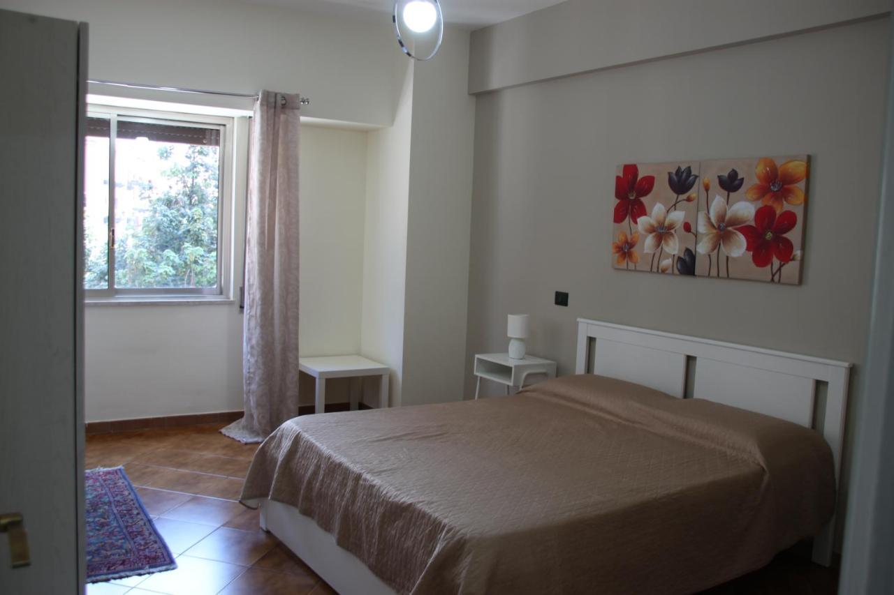 B&B Alexander-Room And Breakfast 팔레르모 외부 사진